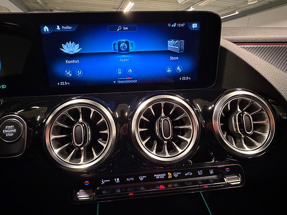 Mercedes-Benz GLA250 e 26 of 27