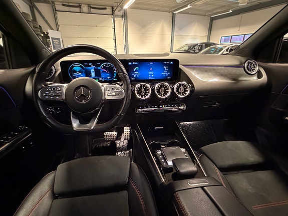 Mercedes-Benz GLA250 e 15 of 27