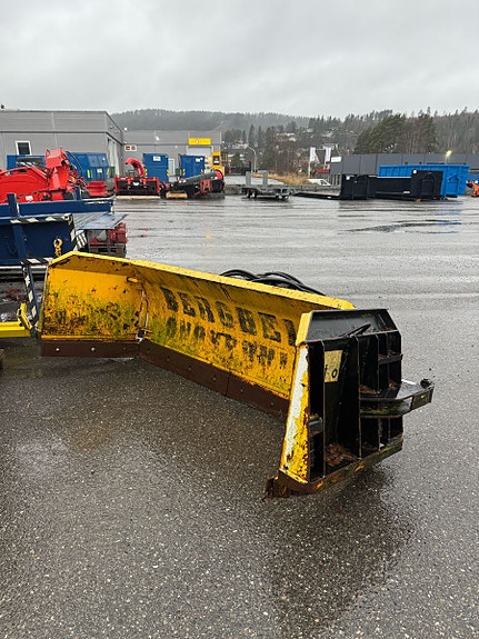 Tellefsdal U4300 2004, kr 40 000,-