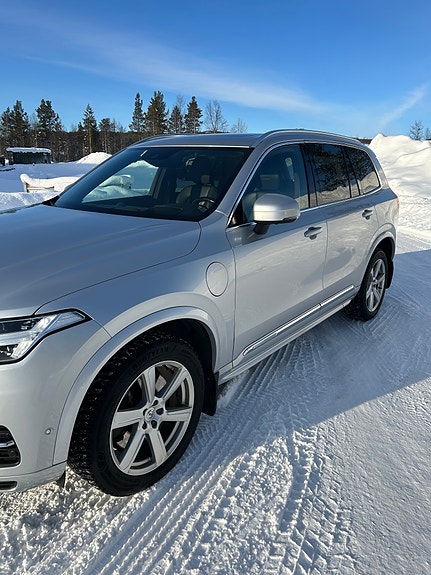 Volvo XC90 7 of 30