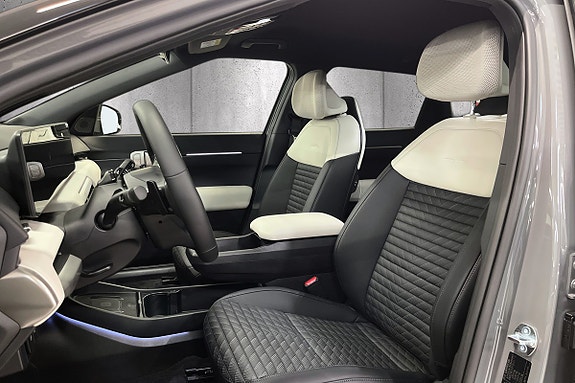 Kia EV4 14 of 20
