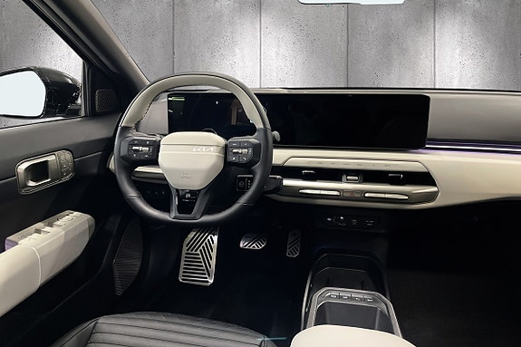 Kia EV4 12 of 20