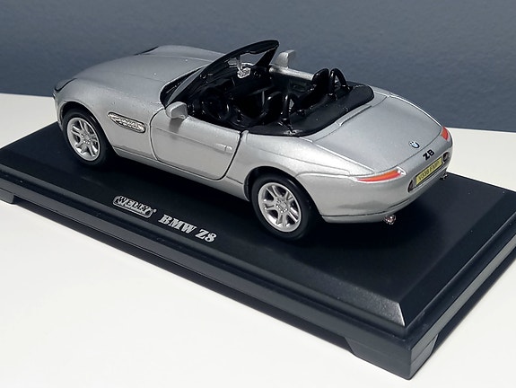 Product image 2 of 8