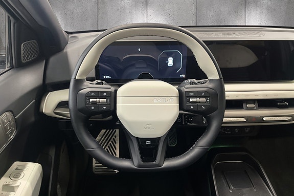 Kia EV4 14 of 20