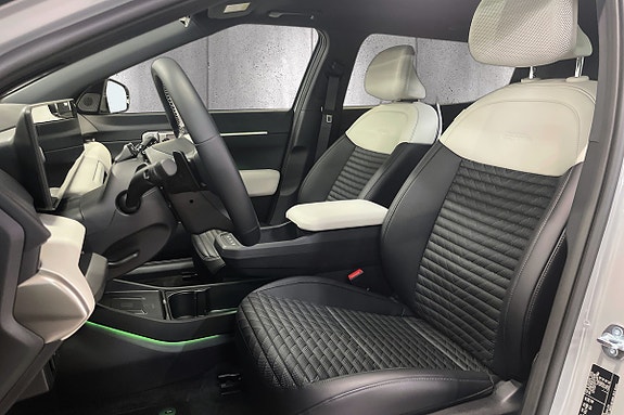 Kia EV4 16 of 20