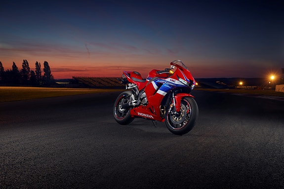 Honda CBR600RR 4 of 6