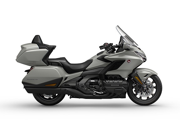 Honda GL1800 Gold Wing Tour DCT 4 of 5