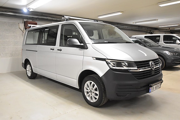 Volkswagen Caravelle 8 of 30