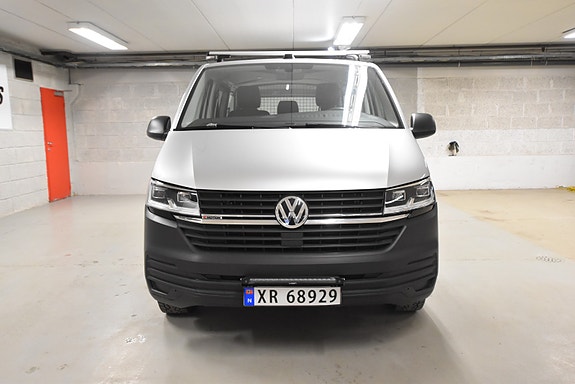 Volkswagen Caravelle 6 of 30