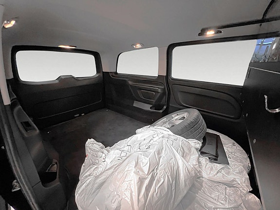 Mercedes-Benz Vito 124 29 of 30