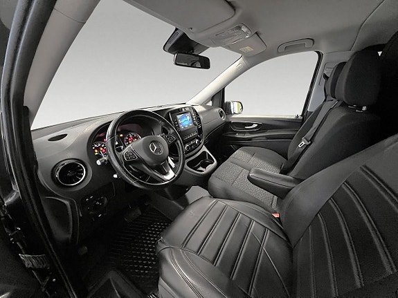Mercedes-Benz Vito 124 13 of 30