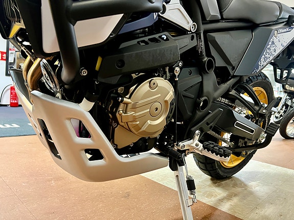 VOGE DS800 Rally 24 of 27