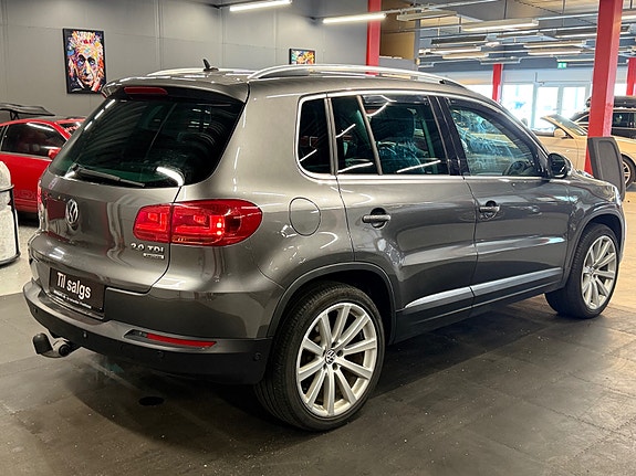 Volkswagen Tiguan 7 of 30