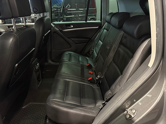Volkswagen Tiguan 21 of 30