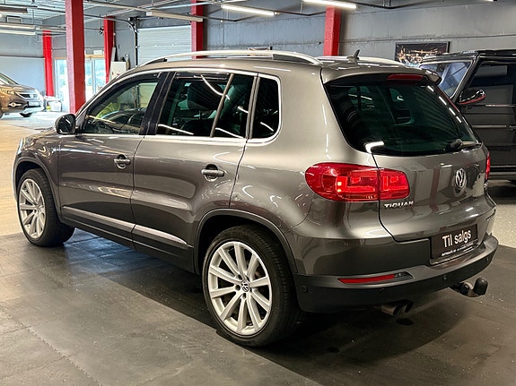 Volkswagen Tiguan 13 of 30
