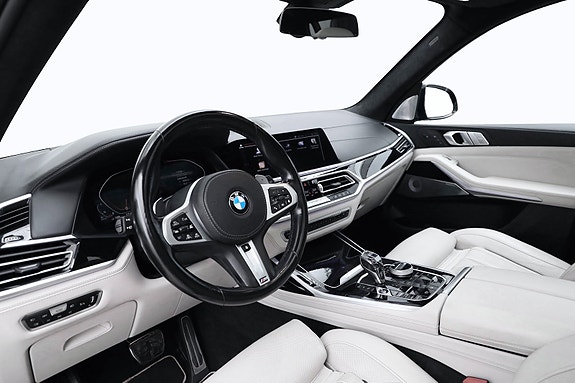 BMW X7 16 of 30