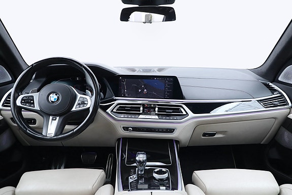 BMW X7 26 of 30