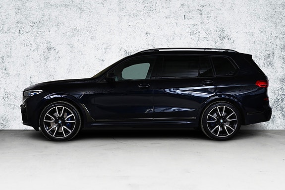 BMW X7 15 of 30