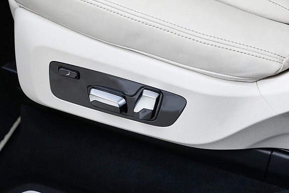 BMW X7 20 of 30