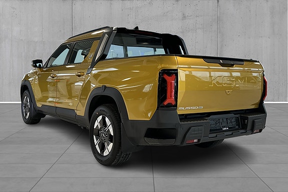 KGM Musso EV 4 of 18