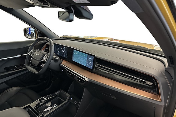 KGM Musso EV 17 of 18