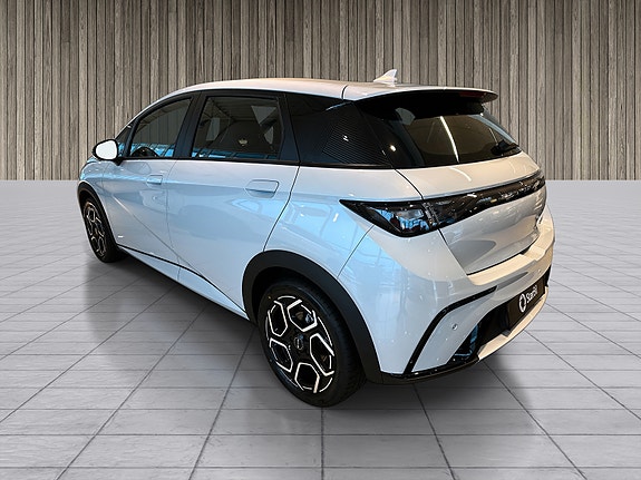 BYD Dolphin 6 of 10