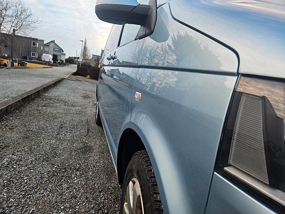 Volkswagen Multivan 29 of 30
