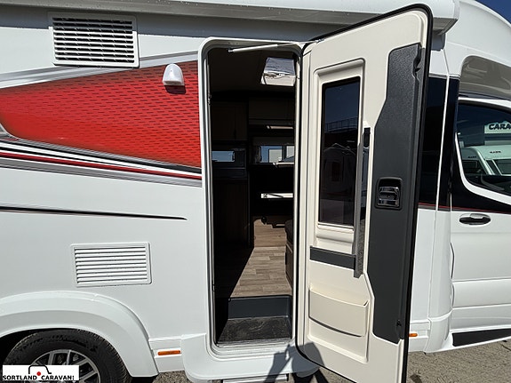 KABE COMPACT N720 LXL (Royal) Kabe Januar kampanje 20 of 30