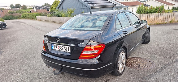 Mercedes-Benz C180 5 of 27