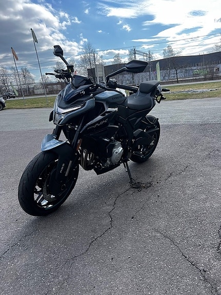 CFMOTO 675 NK 12 of 18