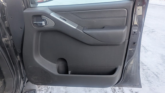 Nissan Pathfinder 22 of 30