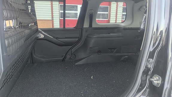 Nissan Pathfinder 29 of 30