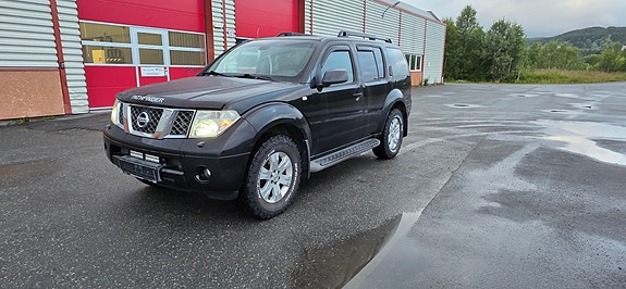 Nissan Pathfinder 11 of 30