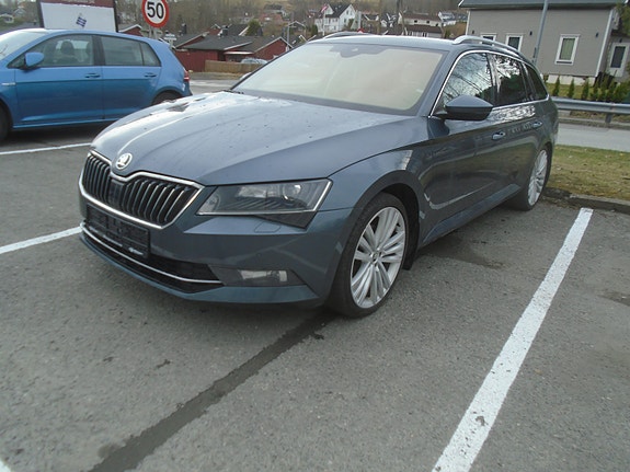 Skoda Superb 4 of 5