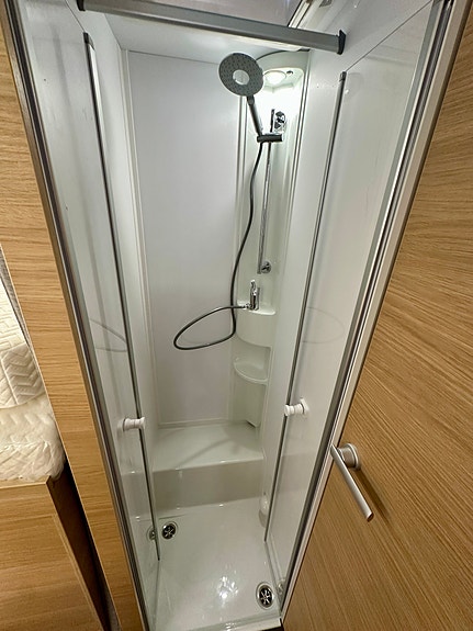 Bilde 31 av Adria 60 years selection MATRIX 670SL.
