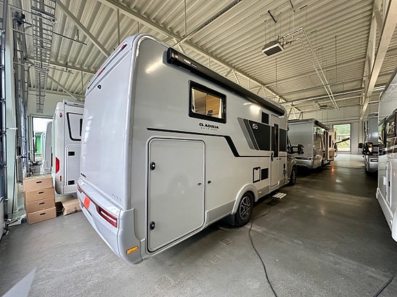 Bilde 13 av Adria 60 years selection MATRIX 670SL.
