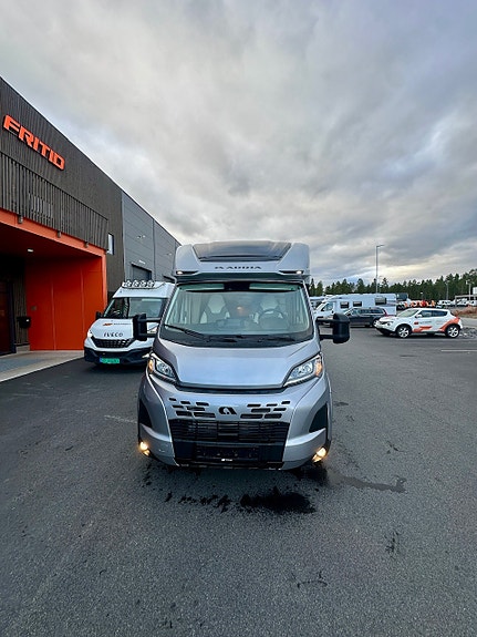 Bilde 36 av Adria 60 years selection MATRIX 670SL.