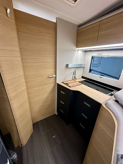 Bilde 29 av Adria 60 years selection MATRIX 670SL.