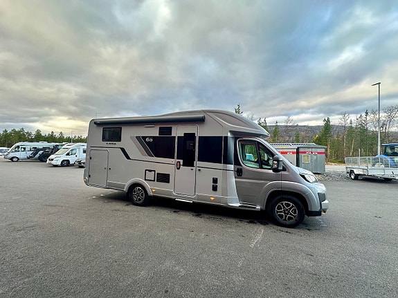 Bilde 41 av Adria 60 years selection MATRIX 670SL.