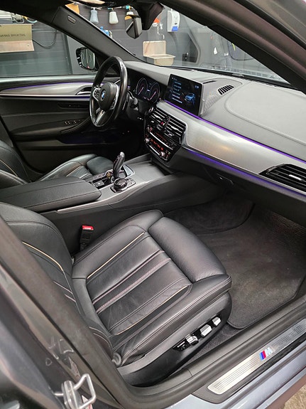 BMW 530e 16 of 20