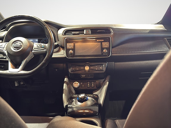 Nissan Leaf 19 of 24