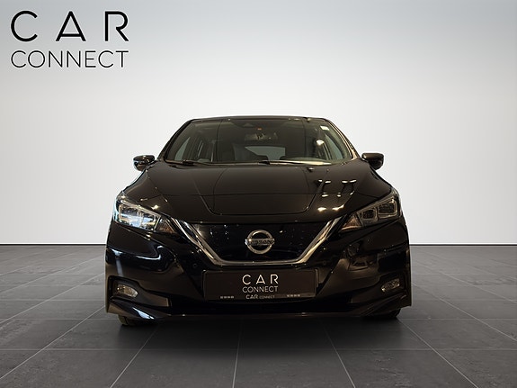 Nissan Leaf 10 of 24