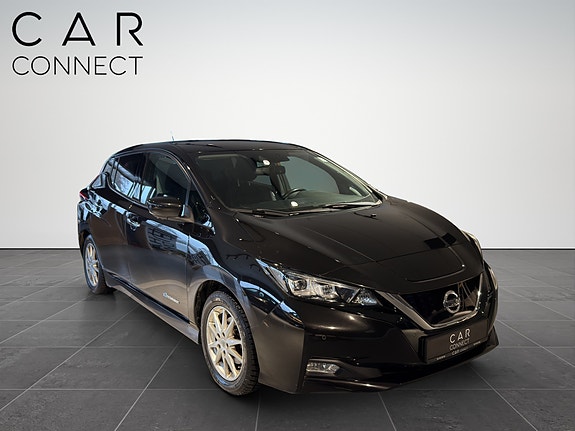 Nissan Leaf 9 of 24