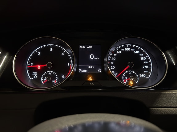 Volkswagen Golf VII 9 of 17