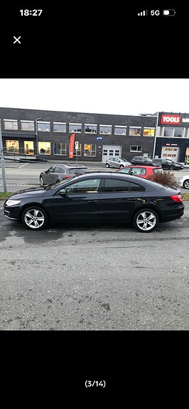 Volkswagen Passat CC 3 of 9