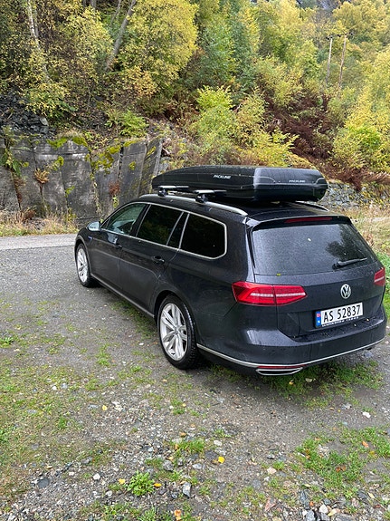 Volkswagen Passat 15 of 16