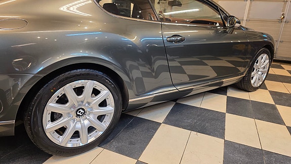 Bentley Continental GT 10 of 30
