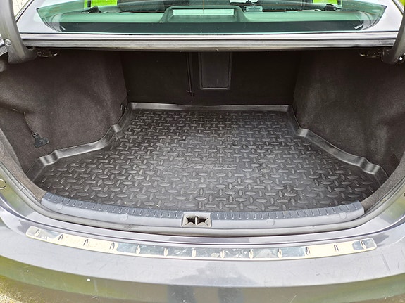 Toyota Avensis 13 of 15