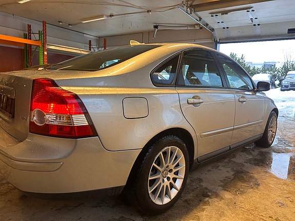 Volvo S40