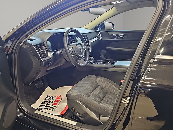 Volvo V60 16 of 30